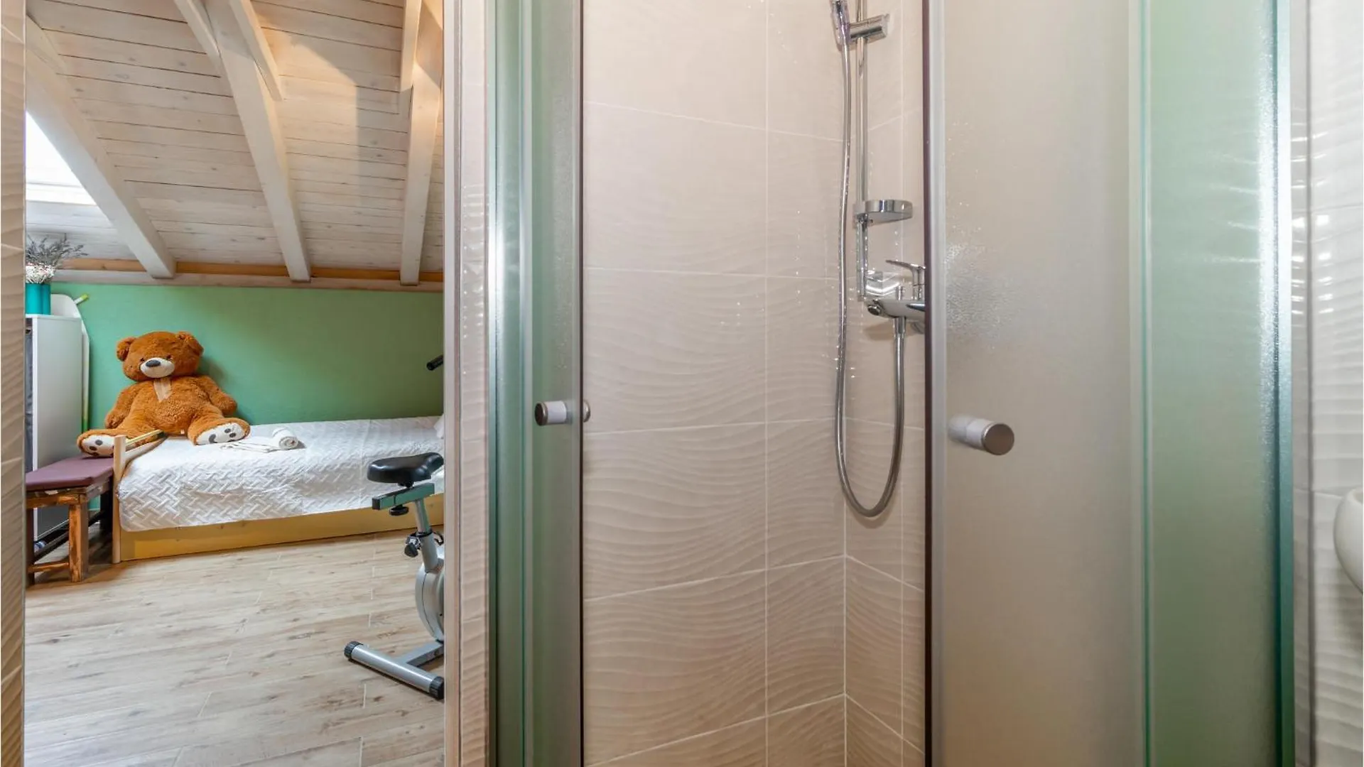 Gorgeous Home In Klenovica With Wifi Holiday home