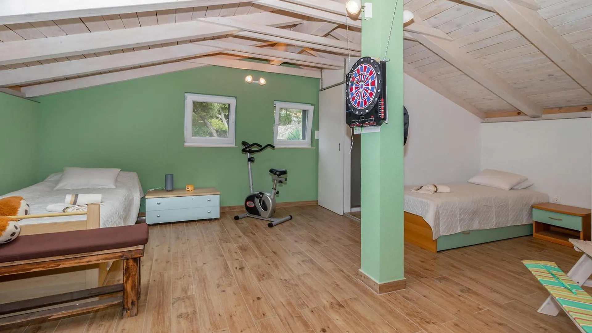 Gorgeous Home In Klenovica With Wifi Holiday home