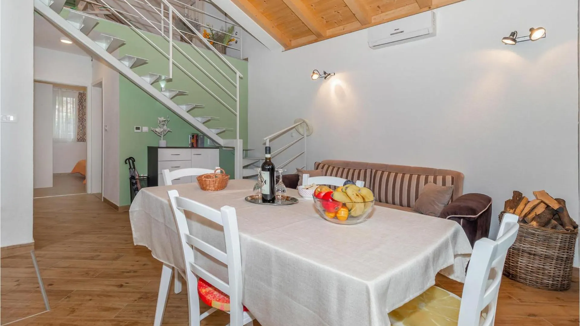 Holiday home Gorgeous Home In Klenovica With Wifi